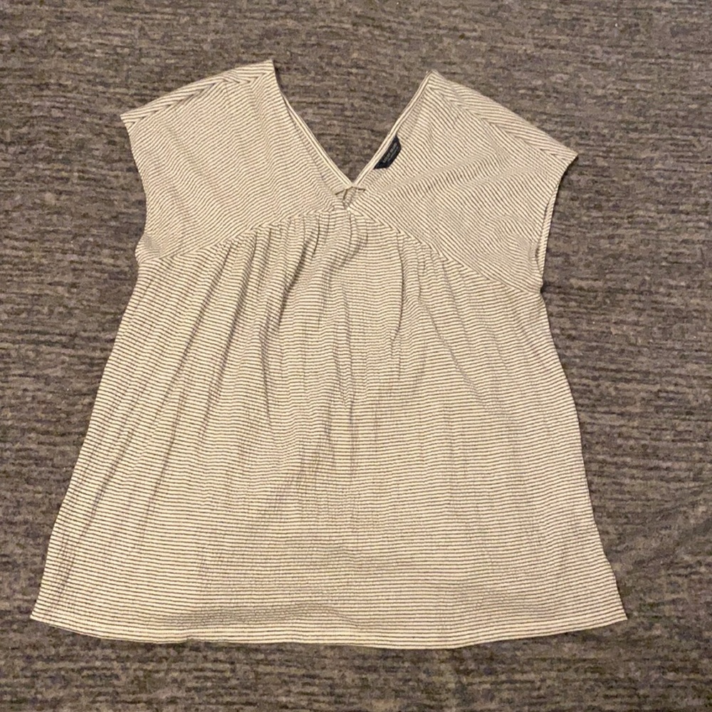 Sleeveless Blouse